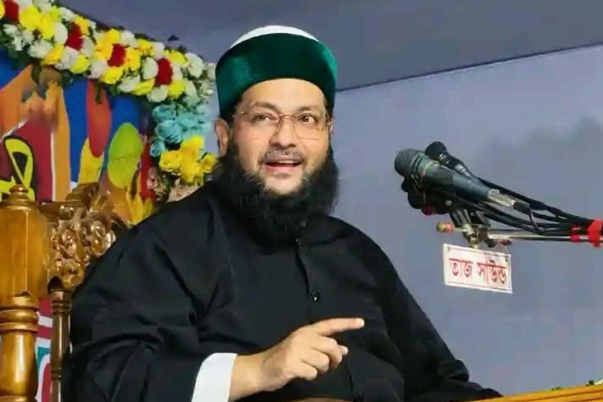 He Threatens to Beat Journalists, Praises Beating Victims to Death