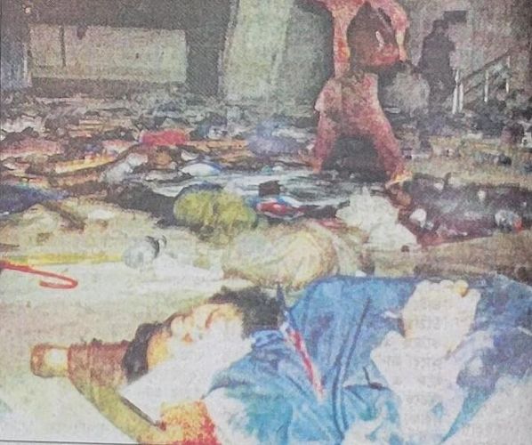 গুলীবিদ্ধ অবস্থায় কয়েকজন হেফাজত কর্মী. Graphic content: Image published for journalistic documentation. Viewer discretion advised.